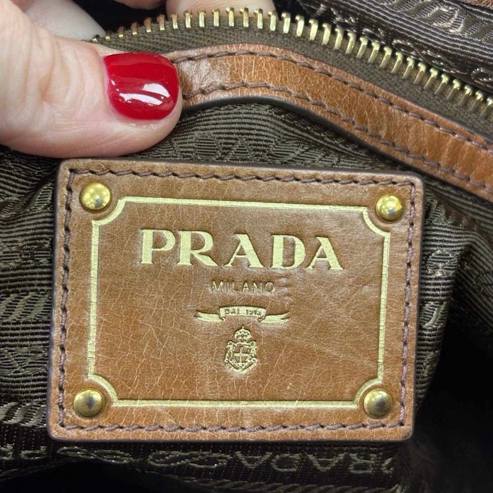 Prada Vintage Rare Tan Leather Satchel Worn-in Look - Picture 9 of 10